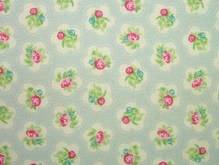 Dainty Flowers, Baby Blue, 100% Cotton Curtain / Soft Furnishing / Dressmaking Fabric