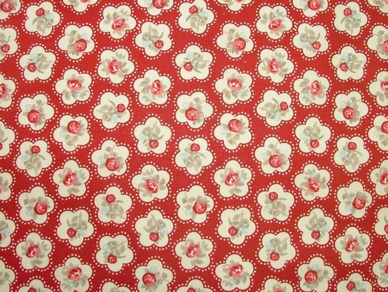 Dainty Flowers, Red, 100% Cotton Curtain / Soft Furnishing / Dressmaking Fabric