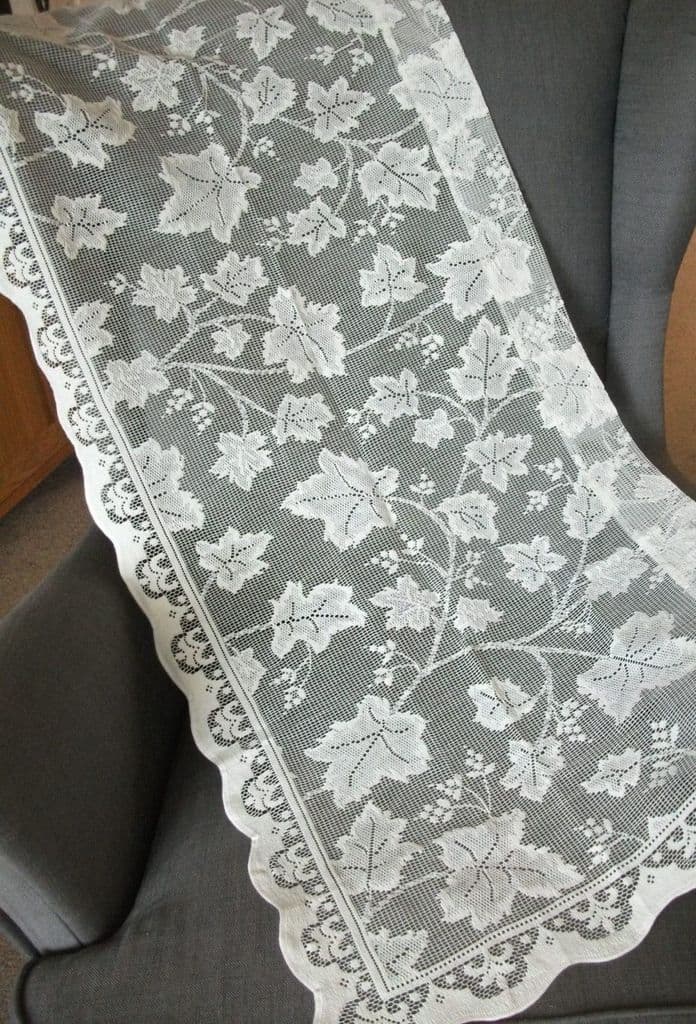 Traditional Genuine Vintage Cream colour Cotton Scottish Lace Panel 52